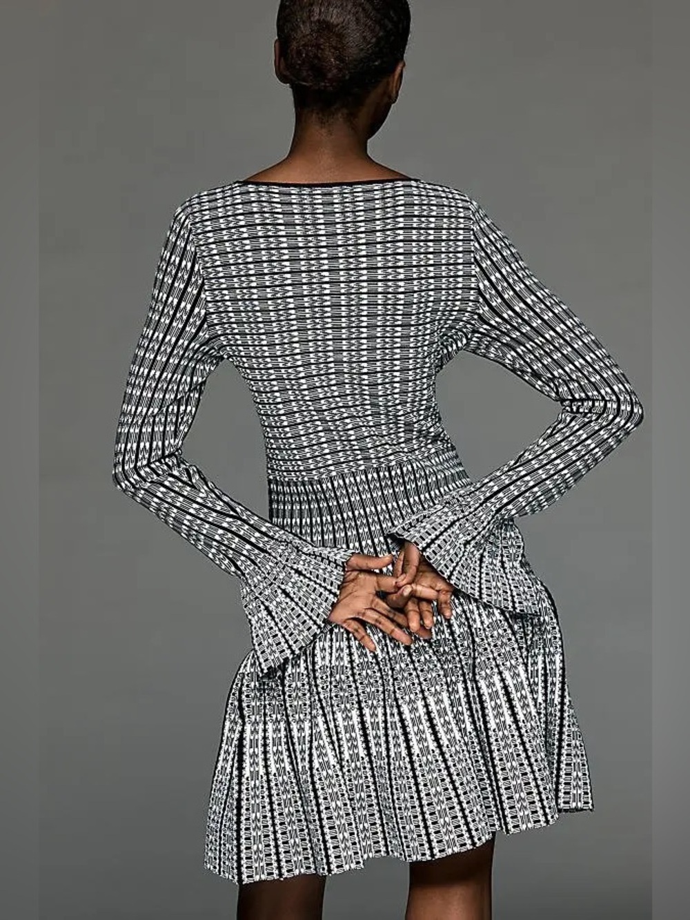 Anthropologie -  Black & White Long-Sleeve Scoop Neck Knit Dress - New With Tags - Picture 3 of 9